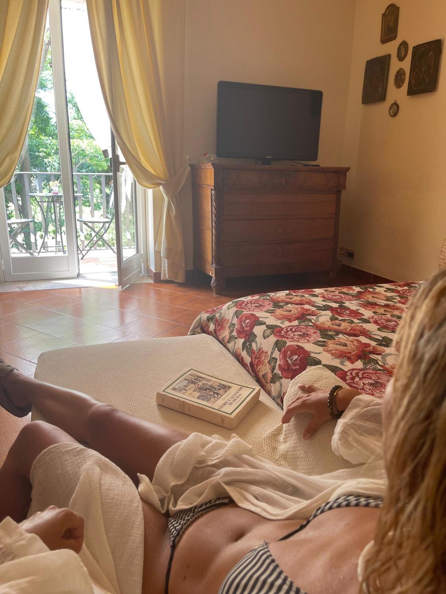 B&B La Villa Giardini Naxos Exteriér fotografie